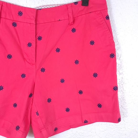 BRITISH KHAKI Nautical Ship Wheels Print Shorts - Picture 2 of 7